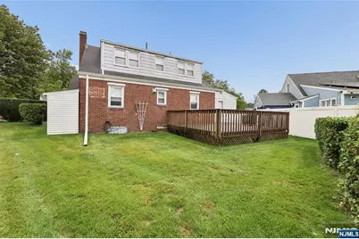 11-04 Harrison Drive, Fair Lawn, NJ 07410 - Photo 7