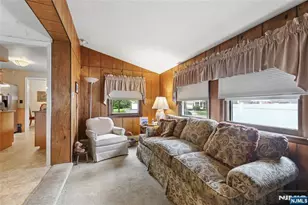 11-04 Harrison Dr, Fair Lawn, NJ 07410 - Photo 23