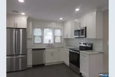 144 End Avenue, Pequannock Township, NJ 07444 - Photo 7