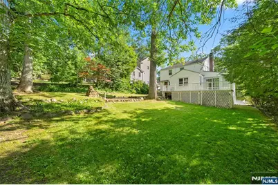 26 W Lawn Road, Livingston, NJ 07039 - Photo 27