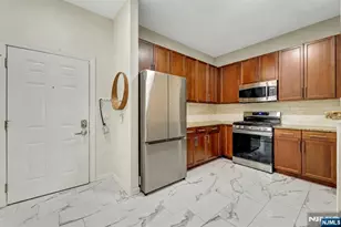 1109 Riverview Ave 109, Englewood, NJ 07631 - Photo 3