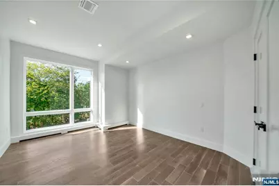 428 6th Street A #A, Palisades Park, NJ 07650 - Photo 37