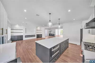 428 6th Street A #A, Palisades Park, NJ 07650 - Photo 19