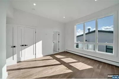 428 6th Street A #A, Palisades Park, NJ 07650 - Photo 33