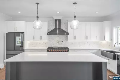 428 6th Street A #A, Palisades Park, NJ 07650 - Photo 15