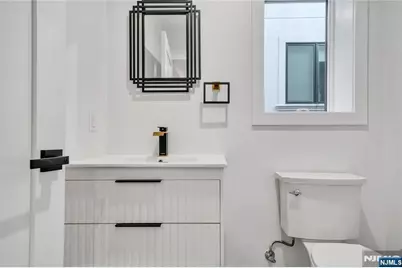 428 6th Street A #A, Palisades Park, NJ 07650 - Photo 41