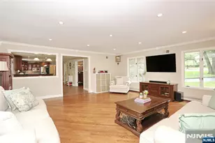838 Iron Latch Rd, Franklin Lakes, NJ 07417 - Photo 11