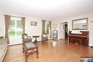 838 Iron Latch Rd, Franklin Lakes, NJ 07417 - Photo 13