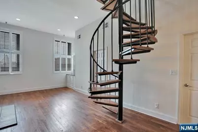167 Wayne Street 403 #403, Jersey City, NJ 07302 - Photo 13