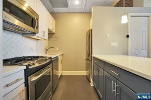 167 Wayne Street 403, Jersey City, NJ 07302 - Photo 19