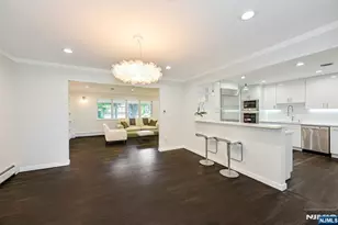 39 Hickory St, Englewood Cliffs, NJ 07632 - Photo 9