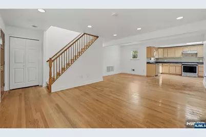 280 Birchwood Road, New Milford, NJ 07646 - Photo 3