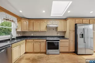 280 Birchwood Rd, New Milford, NJ 07646 - Photo 11