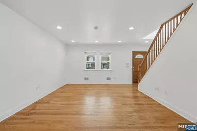 280 Birchwood Road, New Milford, NJ 07646 - Photo 7