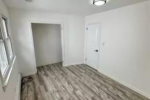 739 Lake Ave, Lyndhurst Township, NJ 07071 - Photo 15