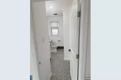 739 Lake Avenue, Lyndhurst Township, NJ 07071 - Photo 7