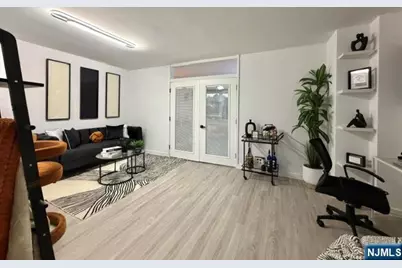 1203 River 20A #20A, Edgewater, NJ 07020 - Photo 3