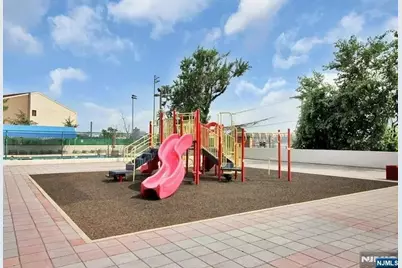 1203 River 20A #20A, Edgewater, NJ 07020 - Photo 27