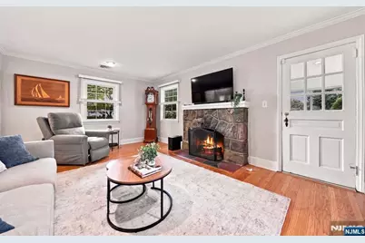 163 Cottage Road, Wyckoff Township, NJ 07481 - Photo 5