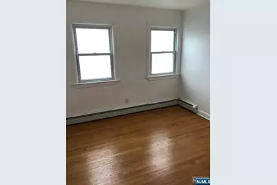25 Glen Street 2 #2, Cliffside Park, NJ 07010 - Photo 11
