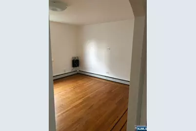 25 Glen Street 2 #2, Cliffside Park, NJ 07010 - Photo 9
