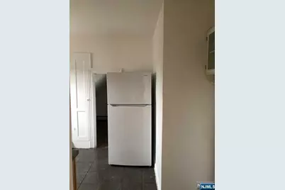 25 Glen Street 2 #2, Cliffside Park, NJ 07010 - Photo 5