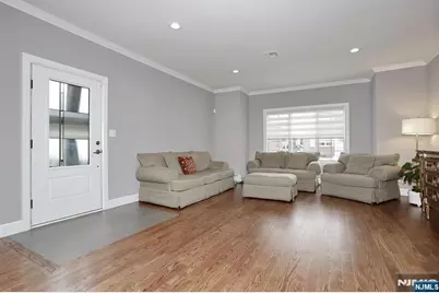 807 Inwood Terrace B #B, Fort Lee, NJ 07024 - Photo 5