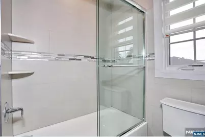 807 Inwood Terrace B #B, Fort Lee, NJ 07024 - Photo 37
