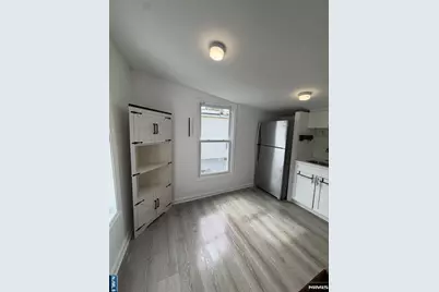48 Entwistle Avenue, Nutley, NJ 07110 - Photo 3