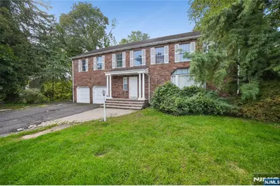 753 Washington Avenue, Washington Township, NJ 07676 - Photo 27