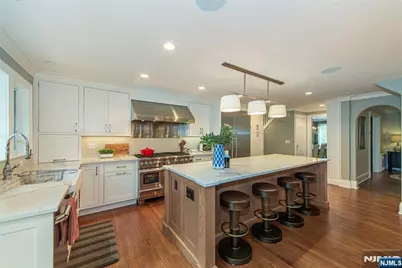 486 Ridgewood Avenue, Glen Ridge, NJ 07028 - Photo 9