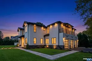 761 Cathy Ann Ct, Paramus, NJ 07652 - Photo 49
