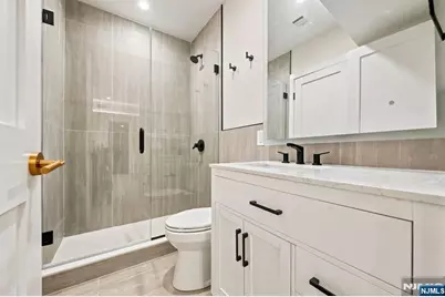 761 Cathy Ann Court, Paramus, NJ 07652 - Photo 27