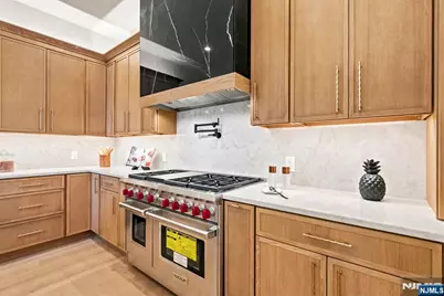 761 Cathy Ann Court, Paramus, NJ 07652 - Photo 13