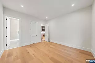 761 Cathy Ann Ct, Paramus, NJ 07652 - Photo 19