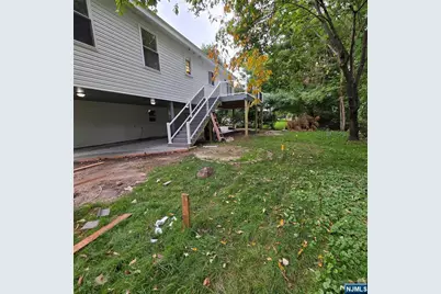 482 Tulane Court, Paramus, NJ 07652 - Photo 17