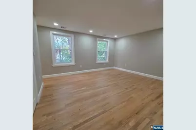 482 Tulane Court, Paramus, NJ 07652 - Photo 7