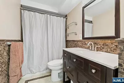 310 Lookout Avenue 105 #105, Hackensack, NJ 07601 - Photo 11
