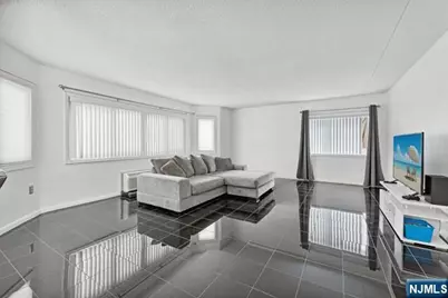 310 Lookout Avenue 105 #105, Hackensack, NJ 07601 - Photo 13