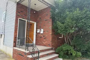 24 Craig Ct 2, Elmwood Park, NJ 07407 - Photo 1