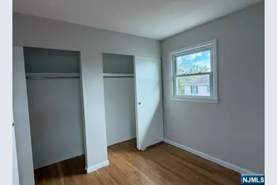 24 Craig Court 2 #2, Elmwood Park, NJ 07407 - Photo 5