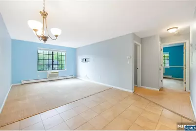 1409 Faulkner Court, Mahwah, NJ 07430 - Photo 5