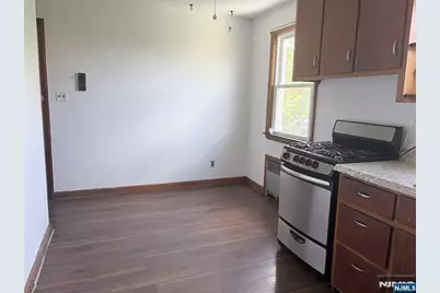 284 Main Avenue, Wood Ridge, NJ 07075 - Photo 11
