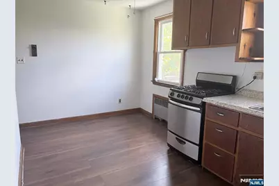 284 Main Avenue, Wood Ridge, NJ 07075 - Photo 13