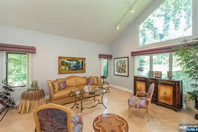 15 McDonough Place, Caldwell, NJ 07006 - Photo 5