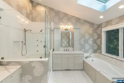 15 McDonough Place, Caldwell, NJ 07006 - Photo 25