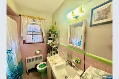 23 Strong Street, Wallington, NJ 07057 - Photo 21
