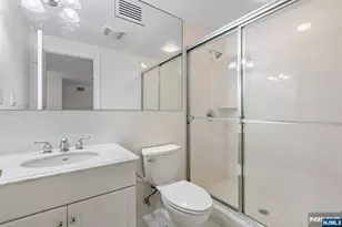 22 Cobblestone Way, Tenafly, NJ 07670 - Photo 11