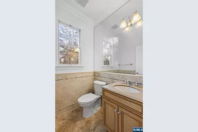 22 Cobblestone Way, Tenafly, NJ 07670 - Photo 7