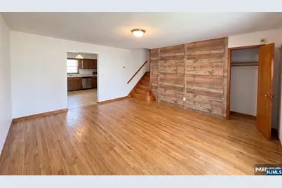530 Lincoln Avenue, Ridgefield, NJ 07657 - Photo 5